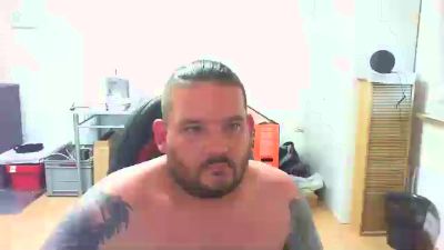 BenutzeMich666 live cam on Cam4