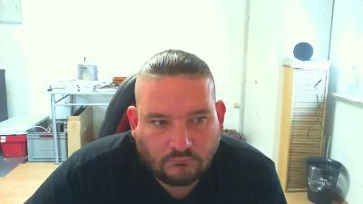 BenutzeMich666 live cam on Cam4