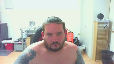 BenutzeMich666 live cam on Cam4
