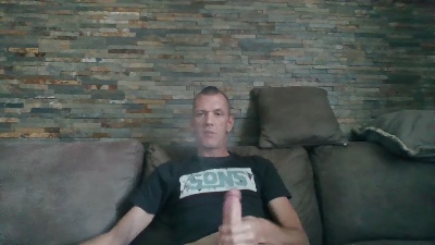 Benyd66 live cam on Cam4