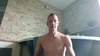 Benyd66 live cam on Cam4