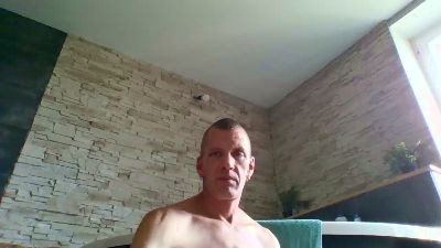 Benyd66 live cam on Cam4