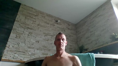 Benyd66 live cam on Cam4