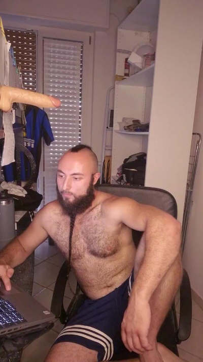 BeppeRagnar live cam on Cam4