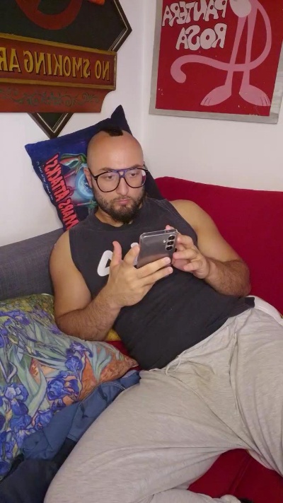 BeppeRagnar live cam on Cam4