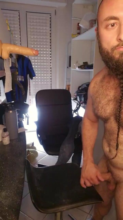 BeppeRagnar live cam on Cam4