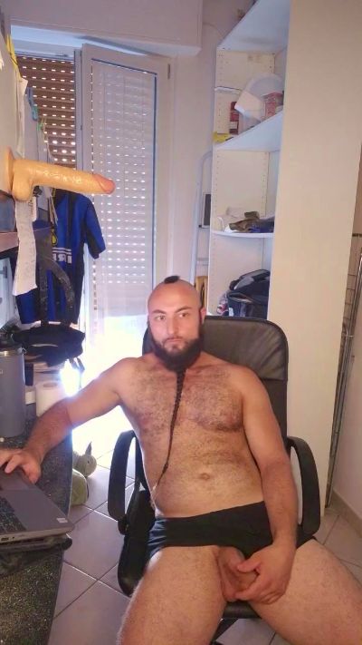 BeppeRagnar live cam on Cam4