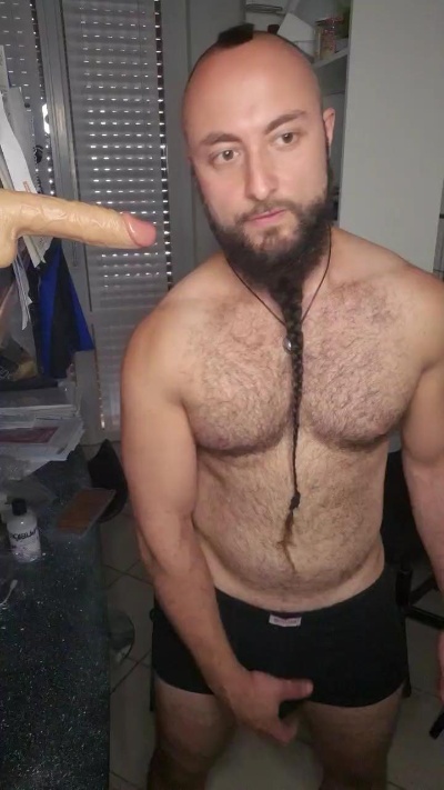 BeppeRagnar live cam on Cam4