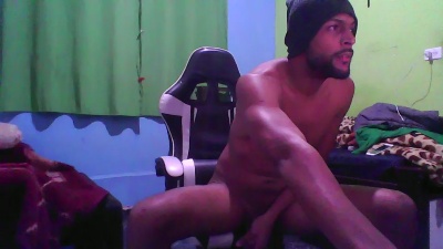 Beriimbauu live cam on Cam4