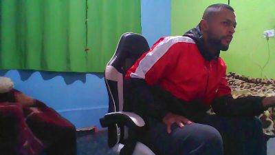 Beriimbauu live cam on Cam4