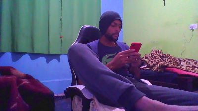 Beriimbauu live cam on Cam4