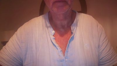 Bernie2620 live cam on Cam4