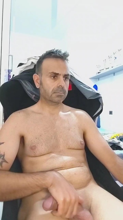Berry2026 live cam on Cam4