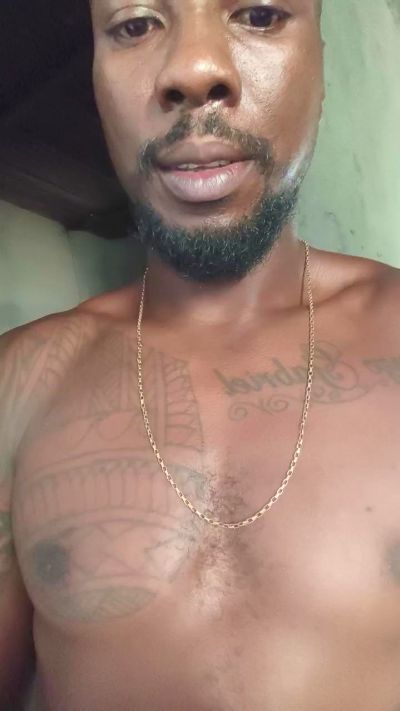 Beru579 live cam on Cam4