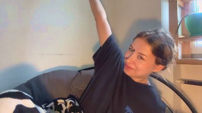 BessieGreinke live cam on Cam4