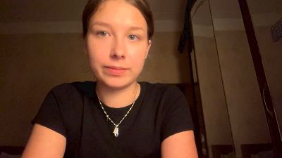 BessieGreinke live cam on Cam4