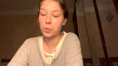 BessieGreinke live cam on Cam4
