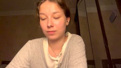 BessieGreinke live cam on Cam4