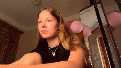BessieGreinke live cam on Cam4