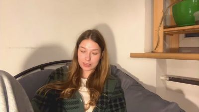 BessieGreinke live cam on Cam4