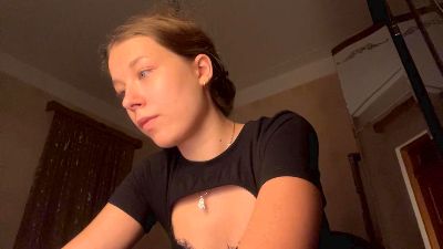 BessieGreinke live cam on Cam4