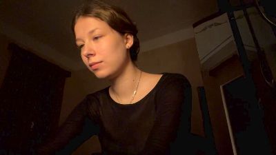 BessieGreinke live cam on Cam4