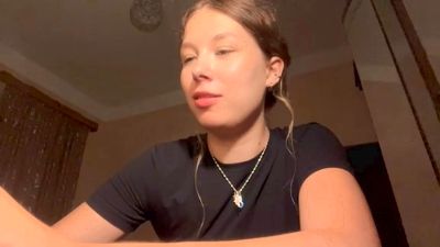 BessieGreinke live cam on Cam4