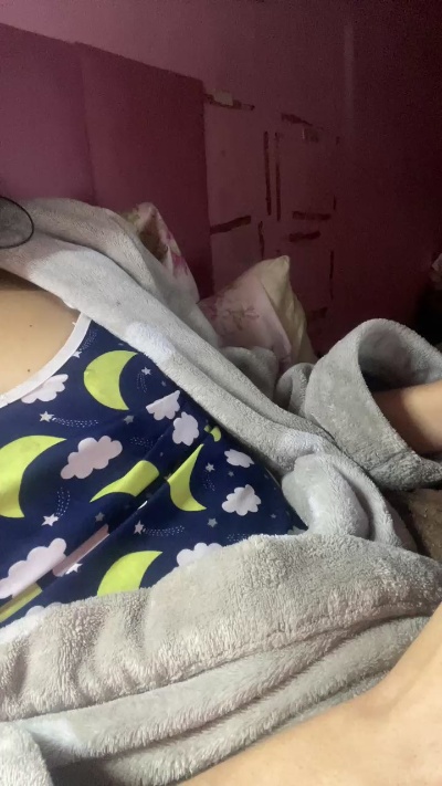 Beth01 live cam on Cam4