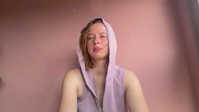 BettyGlow live cam on Cam4