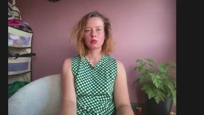 BettyGlow live cam on Cam4