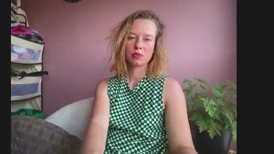 BettyGlow live cam on Cam4