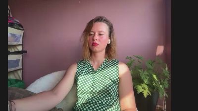 BettyGlow live cam on Cam4