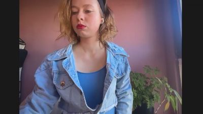 BettyGlow live cam on Cam4