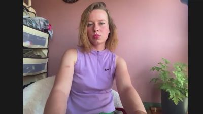 BettyGlow live cam on Cam4