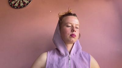 BettyGlow live cam on Cam4
