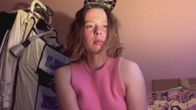 BettyGlow live cam on Cam4