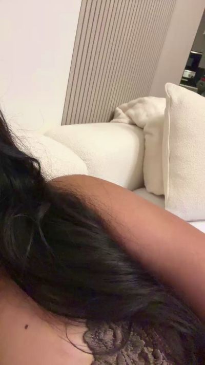 Beurette92 live cam on Cam4