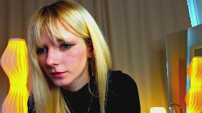 BeverleyLambey 来自 荷兰 的 女性 直播摄像头