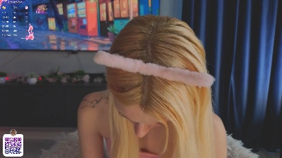 BeverleyLambey live cam on Cam4