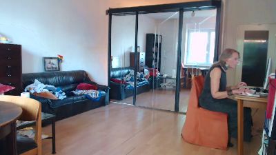 Beverlyberli live cam on Cam4