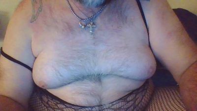 Bgnhrd4u live cam on Cam4