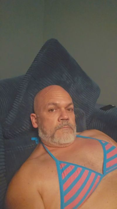 BiCur1976 live cam on Cam4