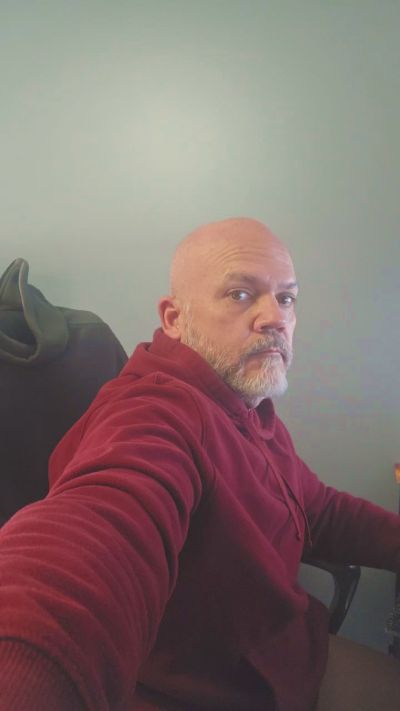 BiCur1976 live cam on Cam4