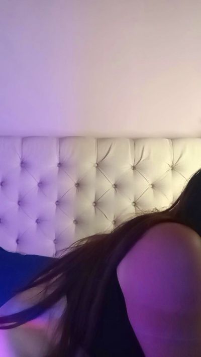 Bianca_milks live cam on Cam4