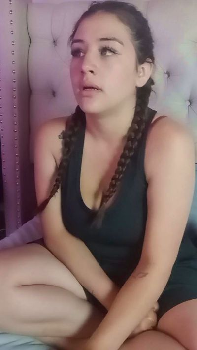 Bianca_milks live cam on Cam4