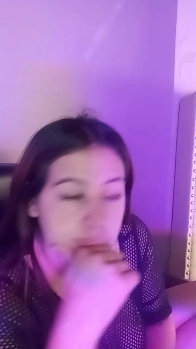 Bianca_milks live cam on Cam4