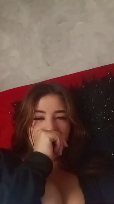 Bianca_milks live cam on Cam4