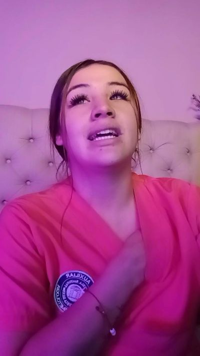 Bianca_milks live cam on Cam4