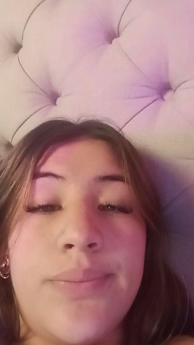 Bianca_milks live cam on Cam4