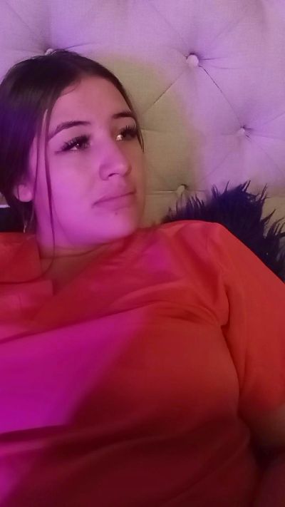 Bianca_milks live cam on Cam4